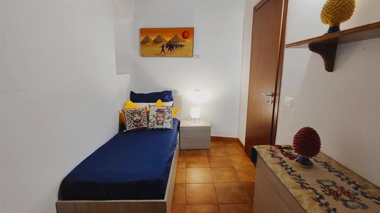 Porto Centro Storico Spiaggia Wi-Fi&Self Check-In Кастелламмаре-дель-Голфо Экстерьер фото